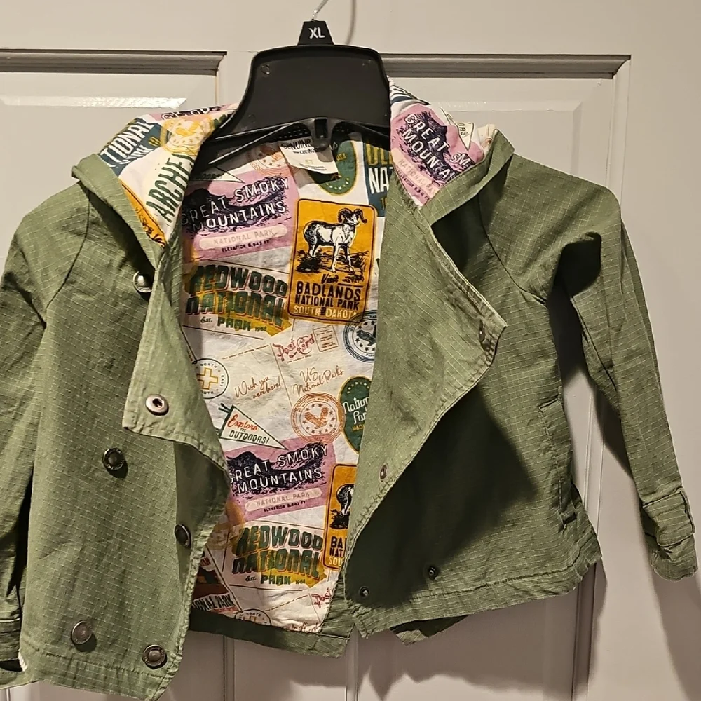 OshKosh B'gosh Olive Kids coat Hood Size 5t Outerwear Jacket National Parks